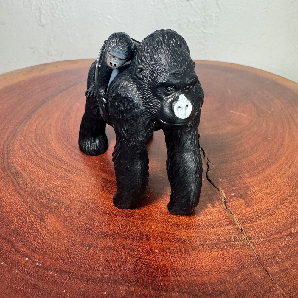 Terra by‎ Battat Gorilla Mother and Baby Wildlife Animal Figure Black AN6001L